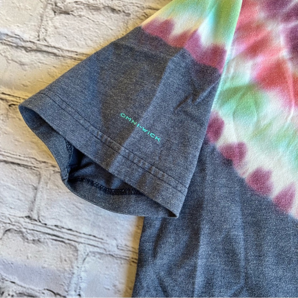 Columbia Omni-Wick Tie Dye Logo T-Shirt Gorpcore Womens Top Small - Picture 9 of 10